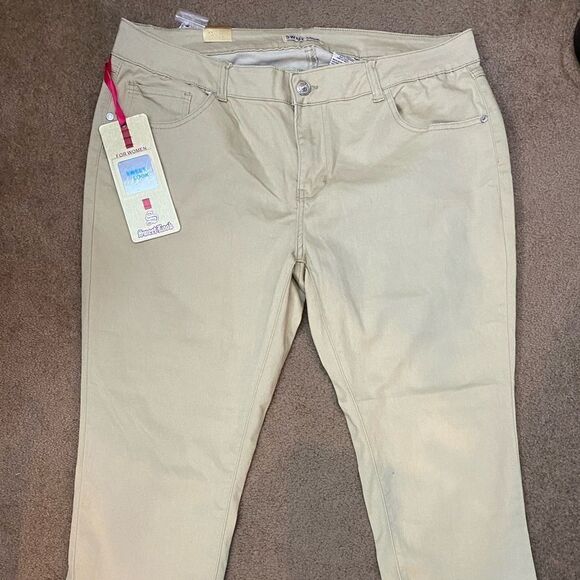 SWEET Look size 22 Gold tan stretch cropped skinny jean‎ Capri pants - Picture 6 of 6